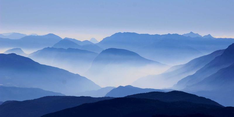 从精密工程到美丽肌理:凯瑞恩伺服驱动系统的“参数调校”如何启发你的彩妆与肌肤护理方案